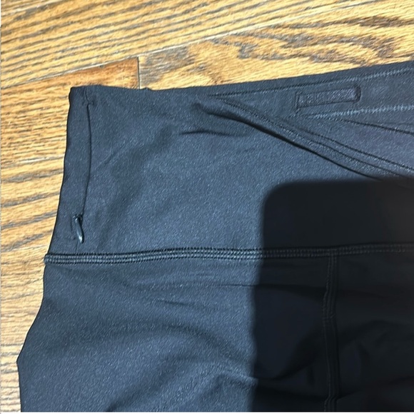 Effortless 7/8 Leggings Sleek Look - Picture 4 of 6